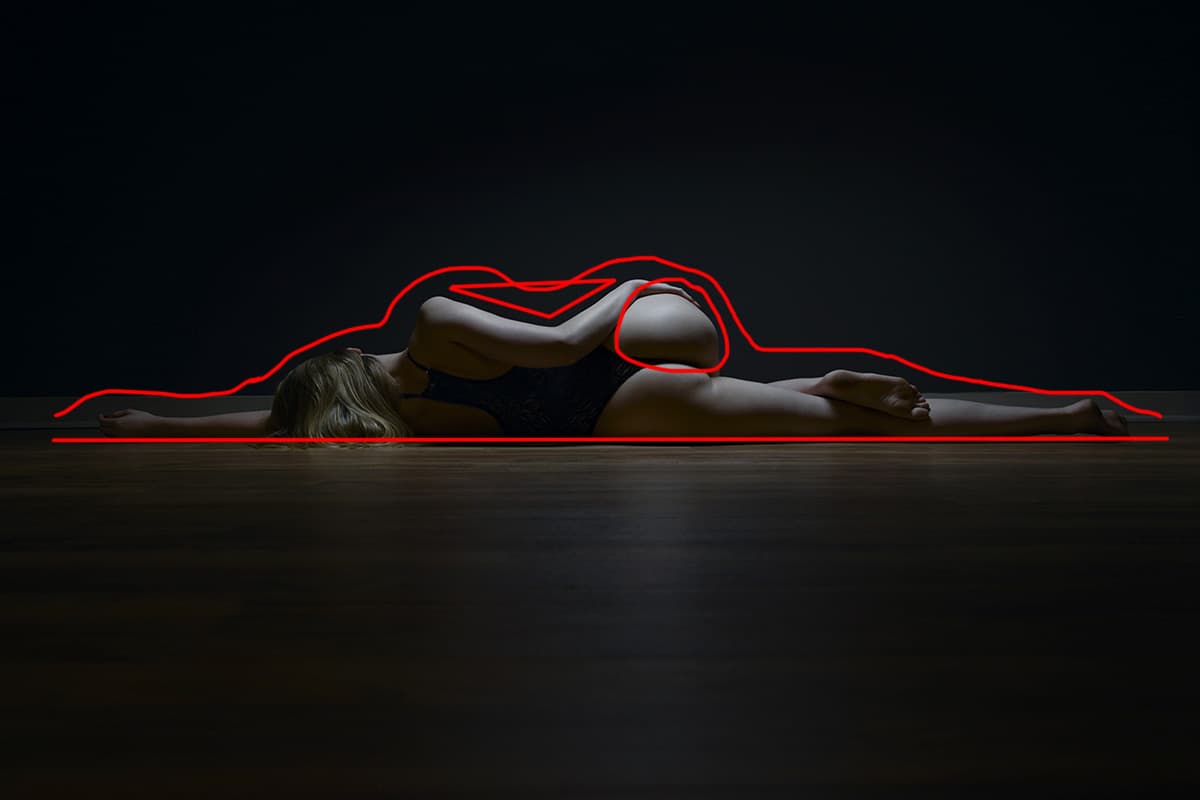 Boudoir floor pose